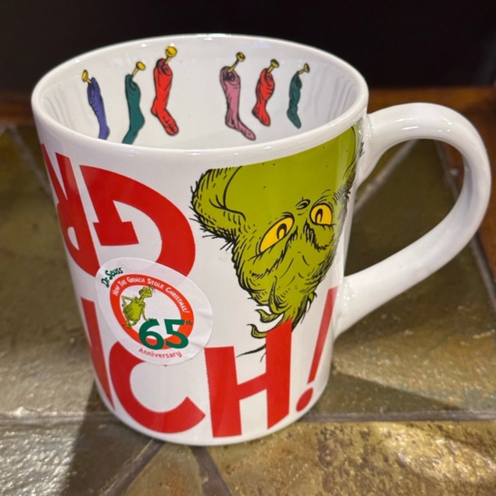 Dr. Seuss How the Grinch Stole Christmas Ceramic Coffee Mug BRAND NEW!!